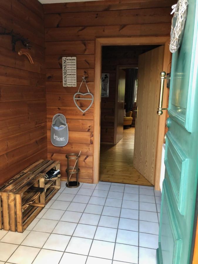 Gemuetliches Holzhaus In Idyllischer Lage Ruppichteroth Eksteriør bilde