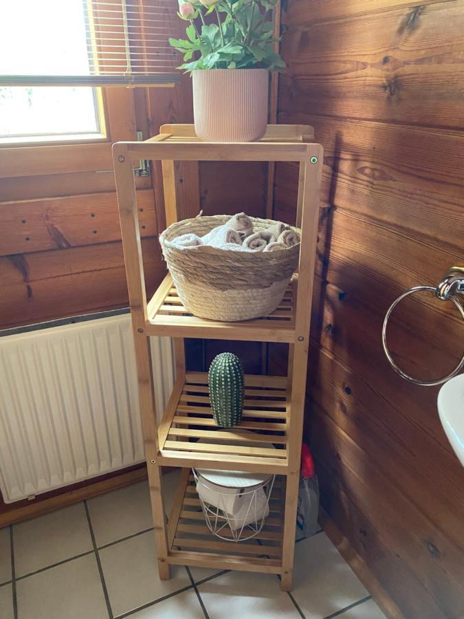 Gemuetliches Holzhaus In Idyllischer Lage Ruppichteroth Eksteriør bilde