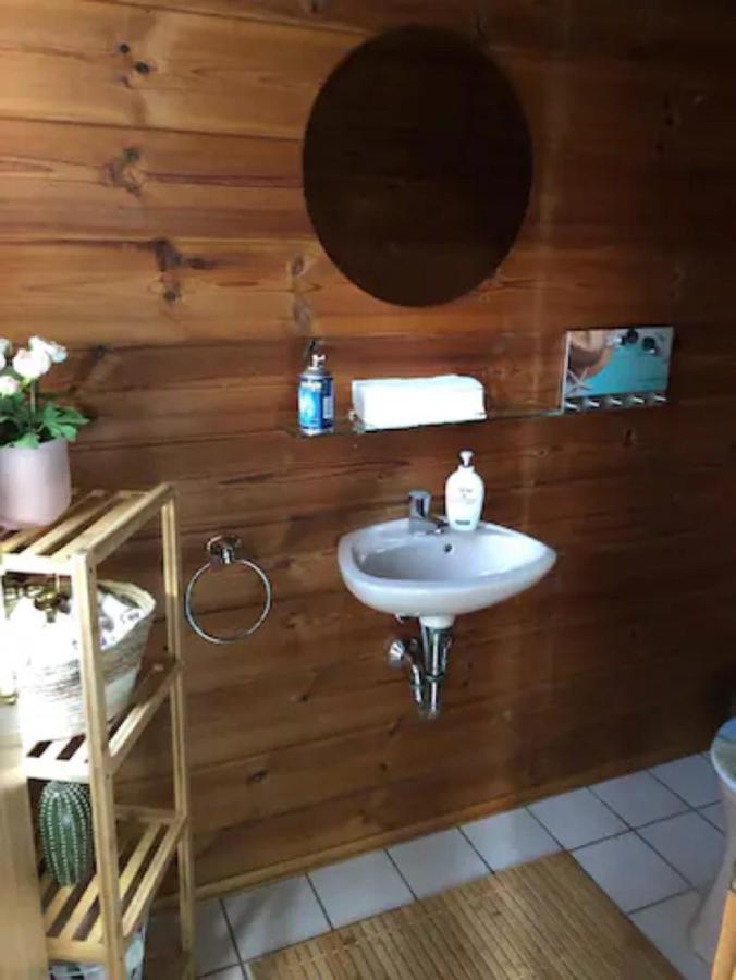 Gemuetliches Holzhaus In Idyllischer Lage Ruppichteroth Eksteriør bilde